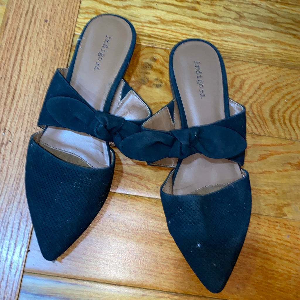Indigo Rd Brand Flats Only Worn Twice Black  Size 75m